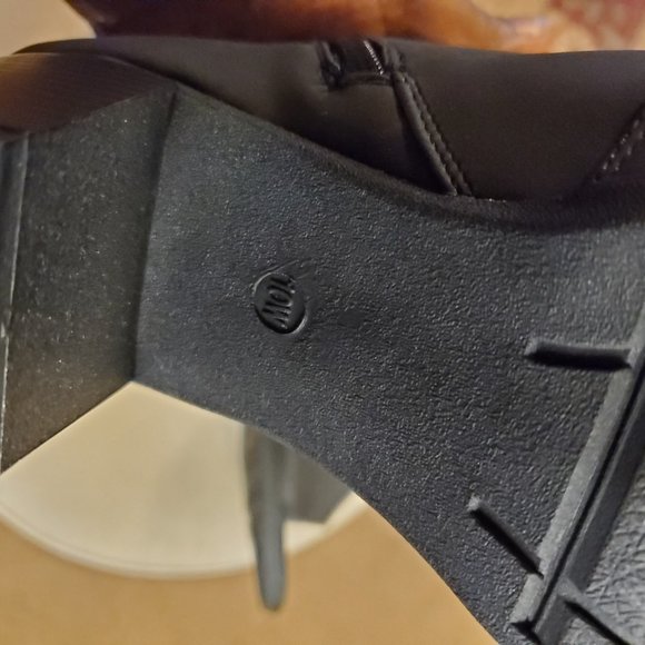 Ashley Stewart Open Toe Shootie (Shoe boot) - Picture 5 of 5